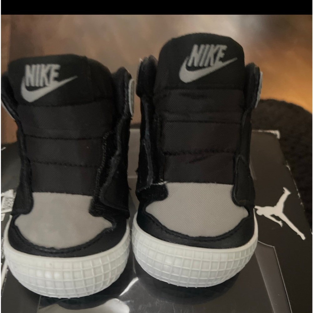 2c Nike ones soft bottom